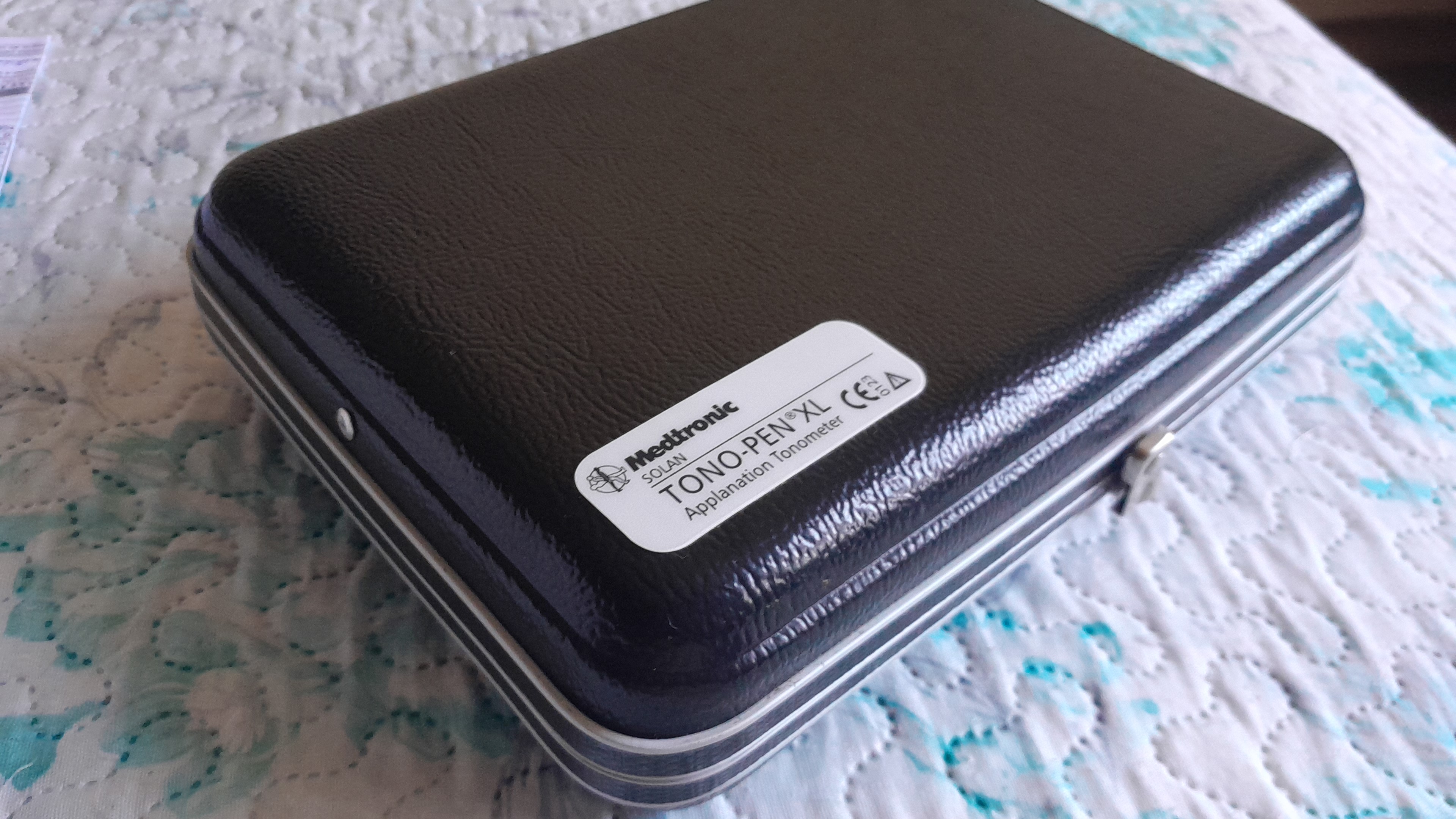TONÔMETRO PORTÁTIL DE APLANAÇÃO TONO-PEN XL MEDTRONIC