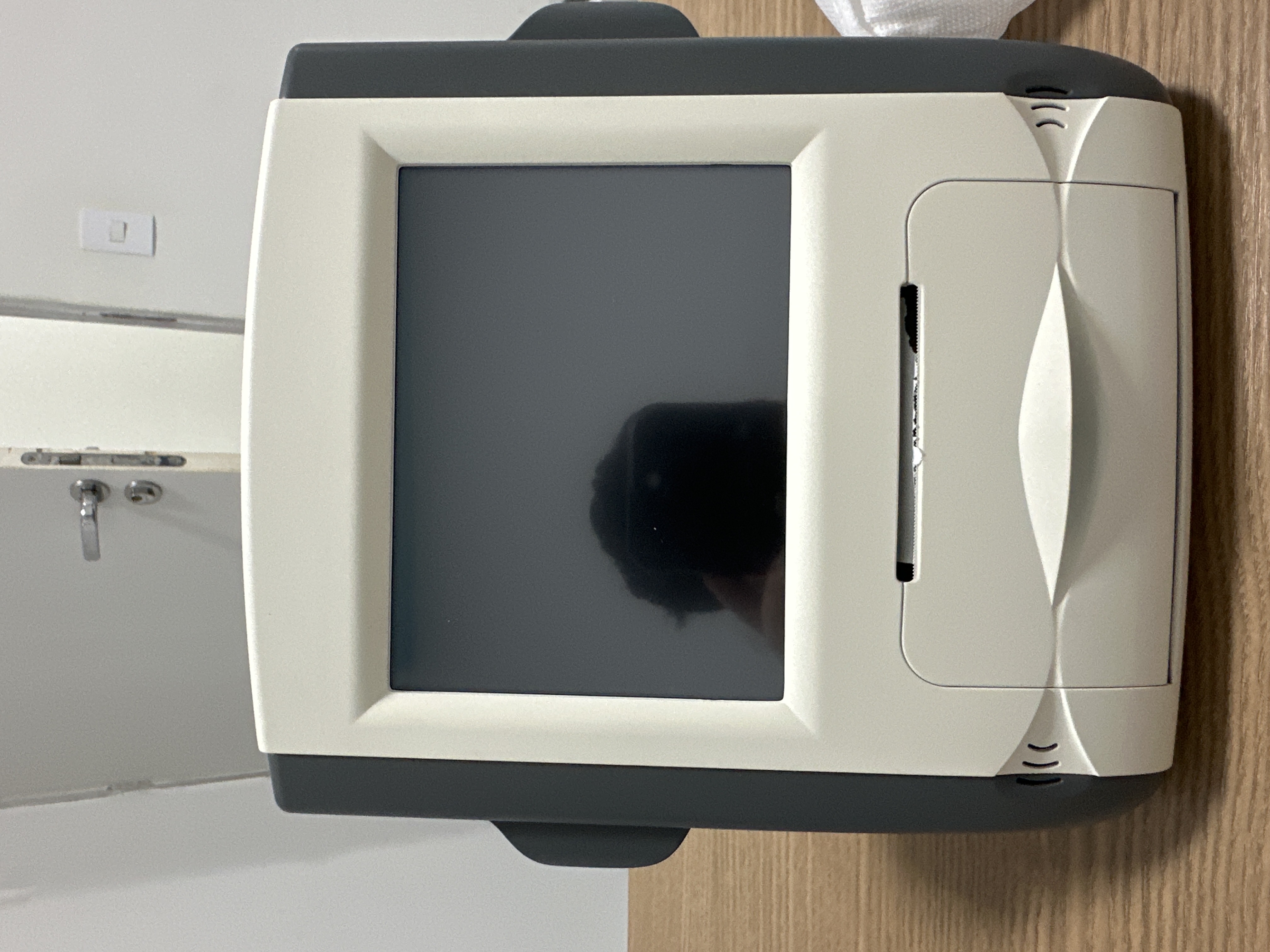 Paquímetro + Biômetro: Scanner de Ultrassom SW-1000AP Seminovo - Excelente Estado ✅ (2 sondas) Paquímetro + Biômetro: Scanner de Ultrassom SW-1000AP Seminovo - Excelente Estado ✅ (2 sondas)